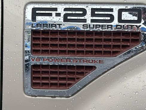 Used 2010 Ford F250 4x4 SuperCab Super Duty image 12