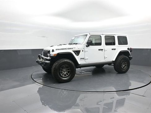 Used 2023 Jeep Wrangler Unlimited Rubicon 392 image 4