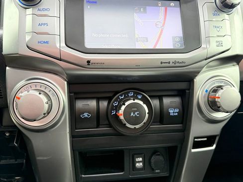 Used 2016 Toyota 4Runner SR5 Premium AWD/4WD image 17