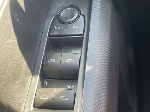 New 2026 Chevrolet Colorado LT image 19