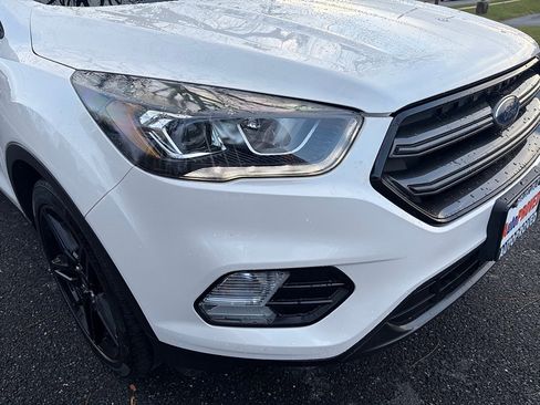 Used 2019 Ford Escape SEL image 8