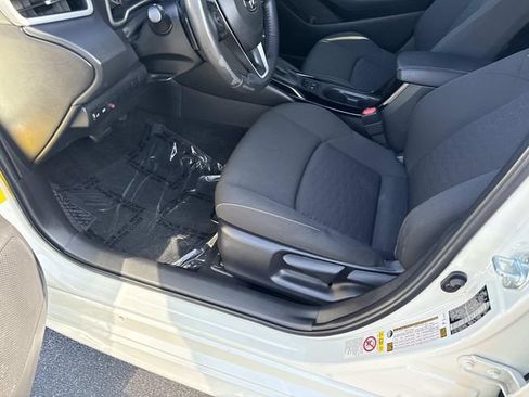 Used 2020 Toyota Corolla SE FWD image 19