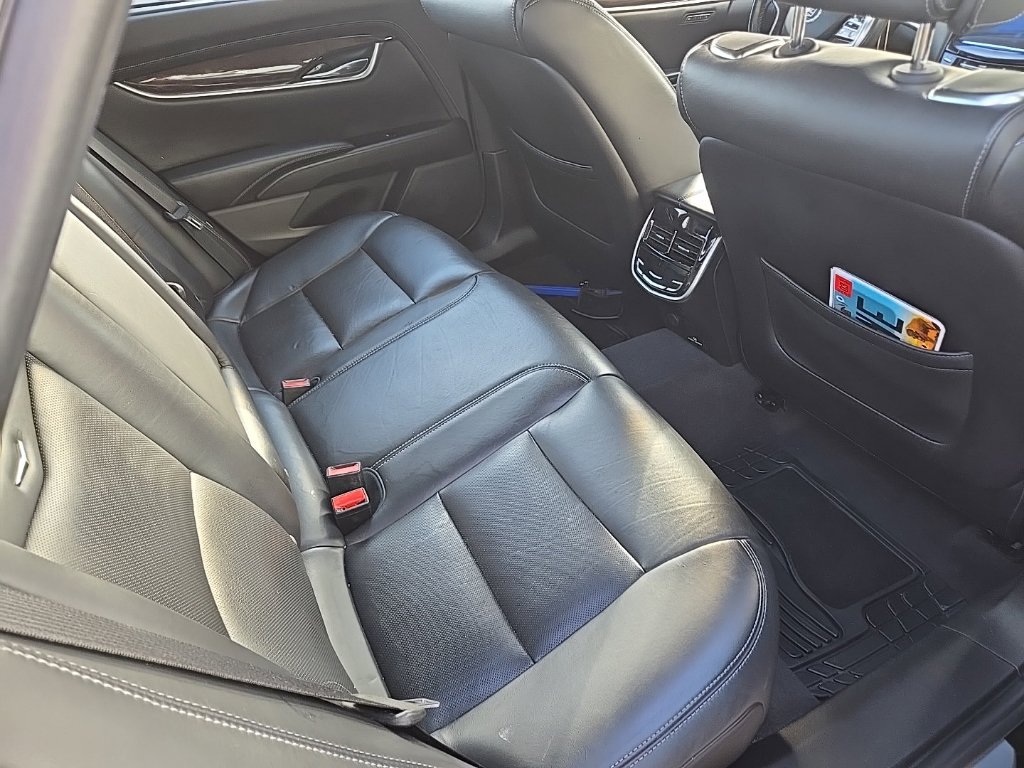 Used 2013 Cadillac XTS Premium FWD image 8