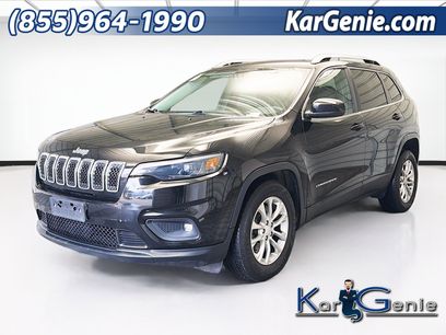 Used 2019 Jeep Cherokee Latitude w/ Popular Appearance Group