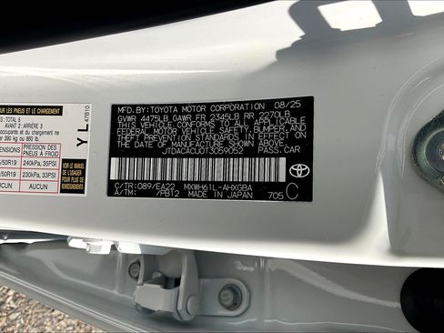 New 2026 Toyota Prius Plug-In Hybrid FWD image 17