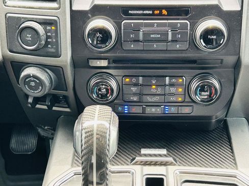 Used 2018 Ford F150 Raptor w/ Equipment Group 802A Luxury AWD/4WD image 24