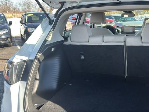 Used 2025 Honda HR-V LX image 36