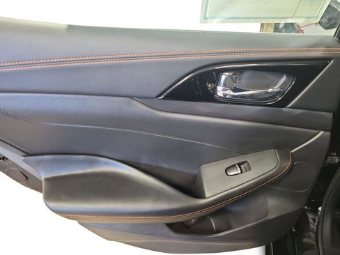 Used 2023 Nissan Maxima SR image 19