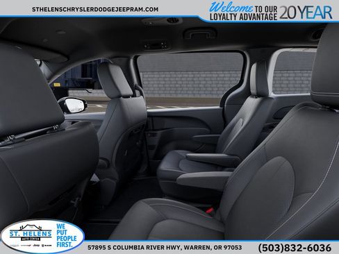 New 2027 Chrysler Pacifica Select FWD image 26