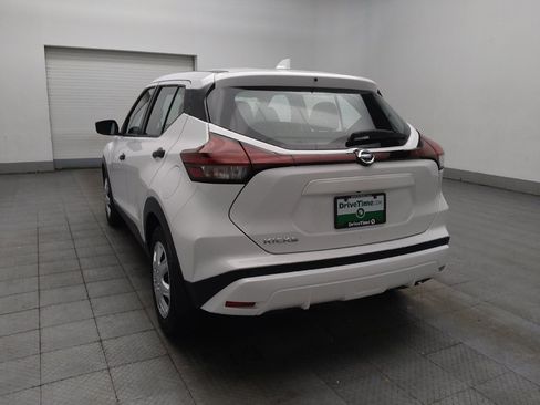 Used 2021 Nissan Kicks S FWD image 5