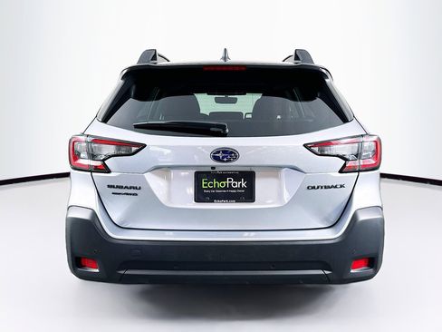 Used 2025 Subaru Outback Onyx Edition AWD/4WD image 7