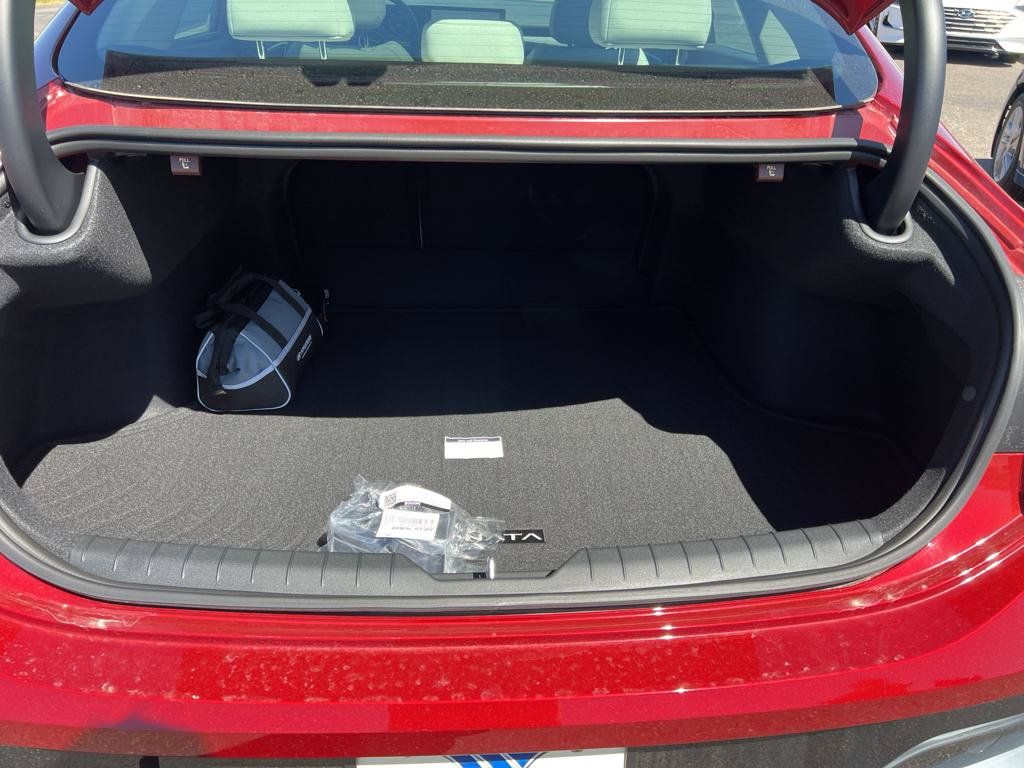 New 2024 Hyundai Sonata SEL w/ Convenience Package FWD image 15