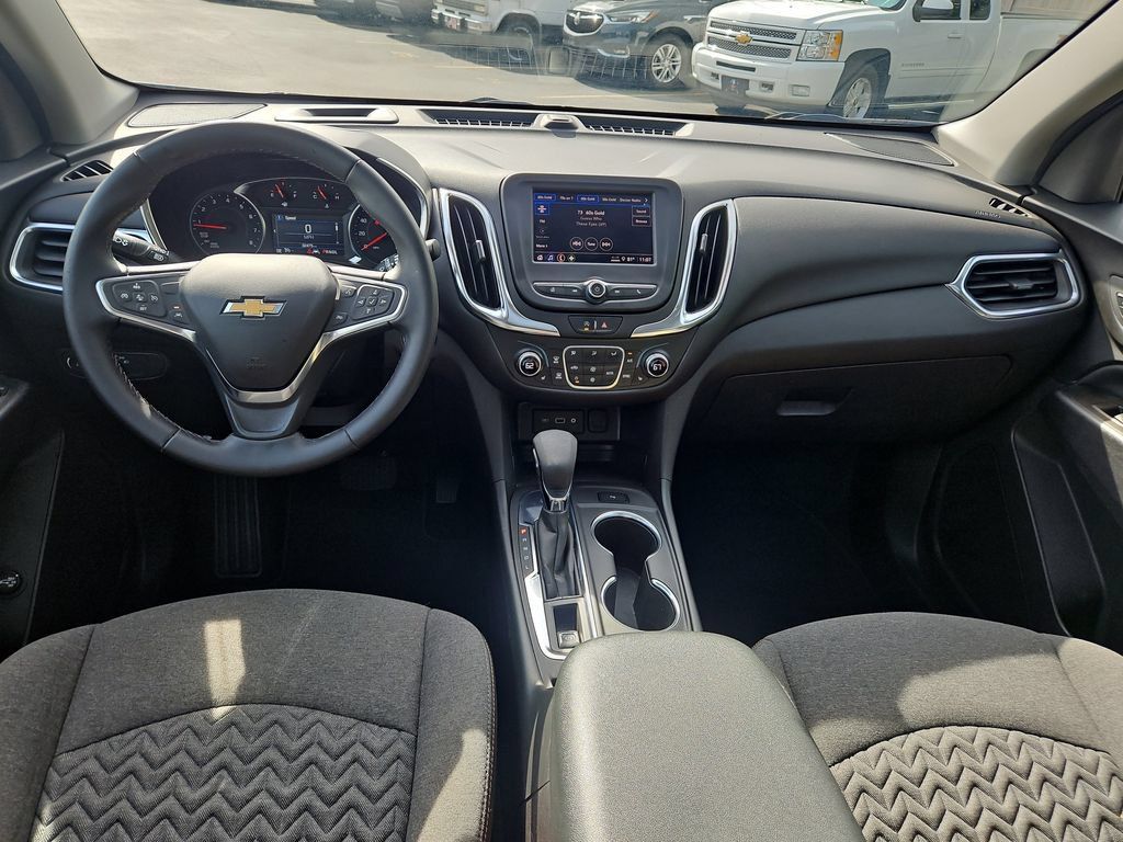 Used 2024 Chevrolet Equinox LT FWD image 13