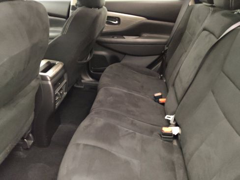 Used 2018 Nissan Murano SV FWD image 18