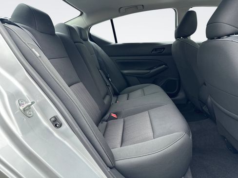 Used 2023 Nissan Altima 2.5 SV w/ SV Premium Package FWD image 20