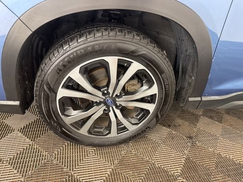 Used 2023 Subaru Forester Limited image 27