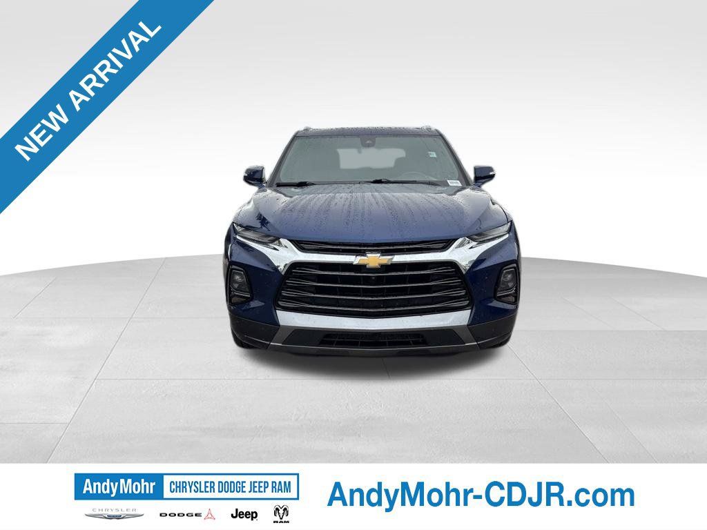 Used 2022 Chevrolet Blazer Premier w/ Enhanced Convenience Package FWD image 2