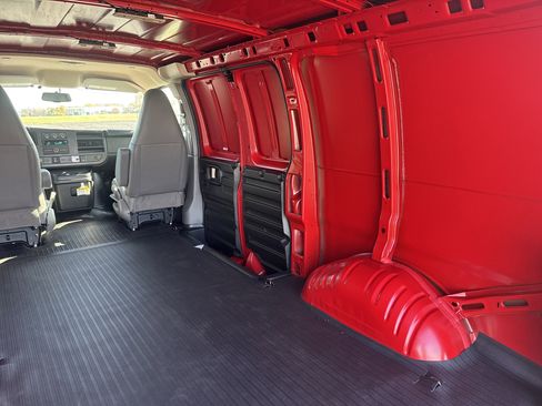 New 2025 Chevrolet Express 2500 w/ Driver Convenience Package image 5