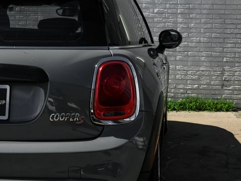 Used 2017 MINI Cooper S FWD image 30