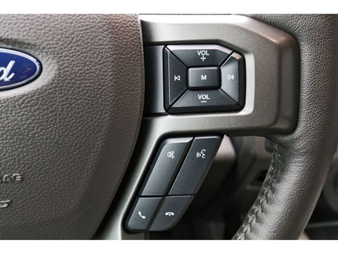 Used 2020 Ford Expedition XLT w/ Equipment Group 202A RWD image 19