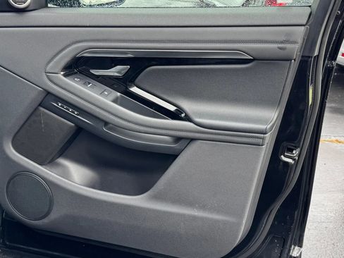 Used 2020 Land Rover Range Rover Evoque SE image 10