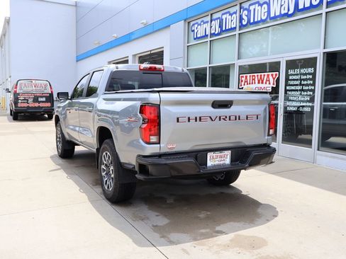 Used 2024 Chevrolet Colorado Z71 w/ Z71 Convenience Package 2 AWD/4WD image 8