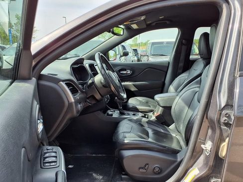 Used 2020 Jeep Cherokee High Altitude AWD/4WD image 12