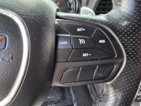 Used 2021 Dodge Challenger R/T w/ Driver Convenience Group RWD image 10