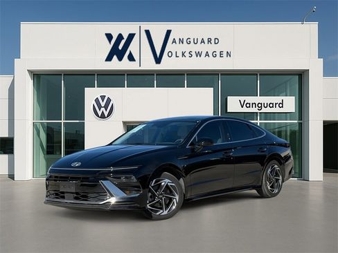 Used 2025 Hyundai Sonata SEL image 1