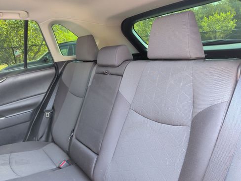 Used 2019 Toyota RAV4 XLE w/ All Weather Liner Package AWD/4WD image 31