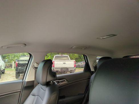 Used 2025 Kia Sportage EX FWD image 8
