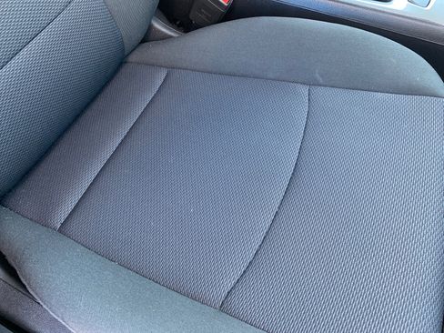 Used 2017 Chevrolet Cruze LT image 7