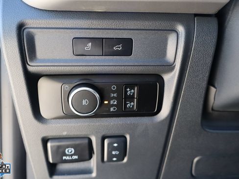 Used 2024 Ford Expedition Max XLT AWD/4WD image 14