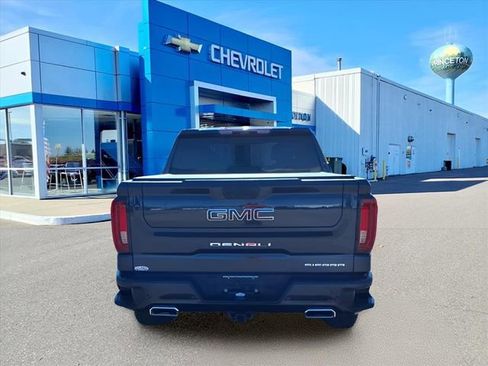 Used 2023 GMC Sierra 1500 Denali image 4