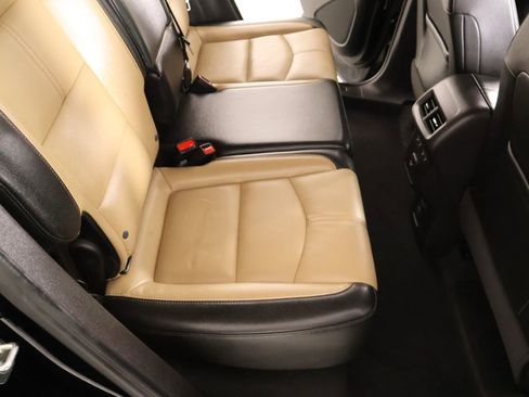 Used 2024 Chevrolet Equinox Premier AWD/4WD image 14