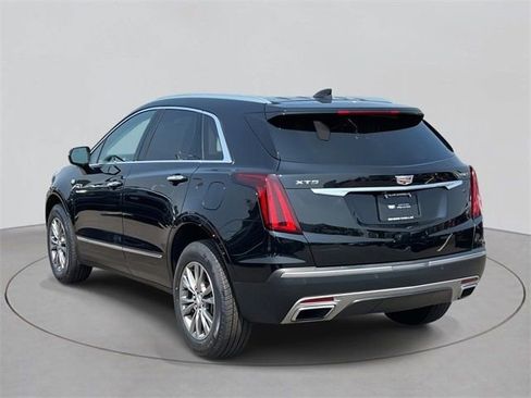 Certified 2022 Cadillac XT5 Premium Luxury image 6