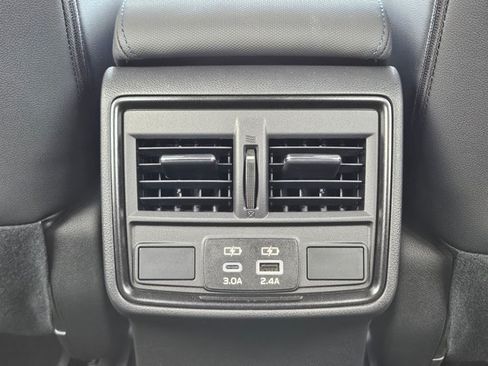 Used 2026 Subaru Forester Limited AWD/4WD image 18