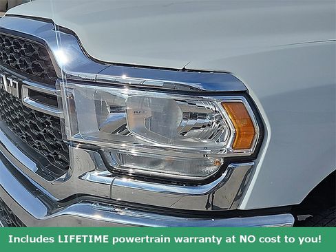Used 2024 RAM 3500 Tradesman w/ Chrome Appearance Group image 8