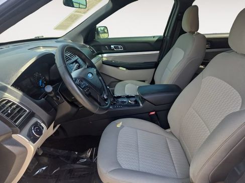 Used 2019 Ford Explorer 4WD image 9