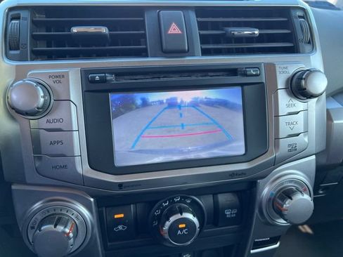 Used 2014 Toyota 4Runner SR5 AWD/4WD image 20
