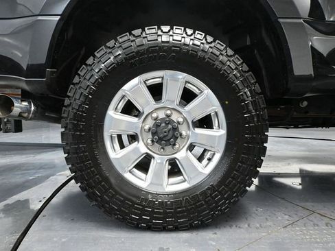 Used 2022 Ford F350 Platinum image 14