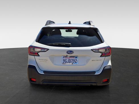 Used 2023 Subaru Outback Premium w/ Popular Package #1 image 5