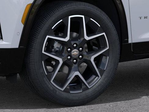 New 2026 Chevrolet Traverse High Country w/ LPO, Floor Liner Package AWD/4WD image 33