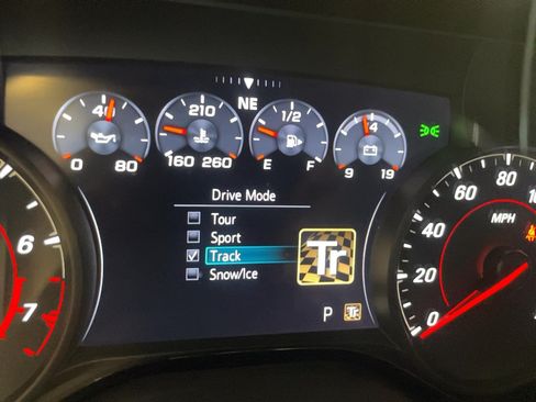 Used 2023 Chevrolet Camaro SS RWD image 11