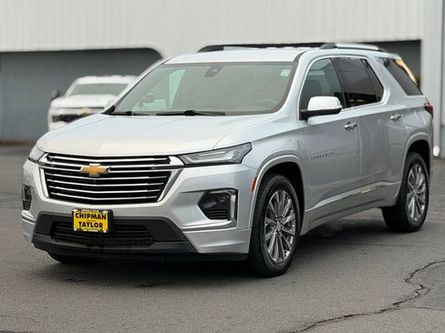 Used 2022 Chevrolet Traverse Premier image 17