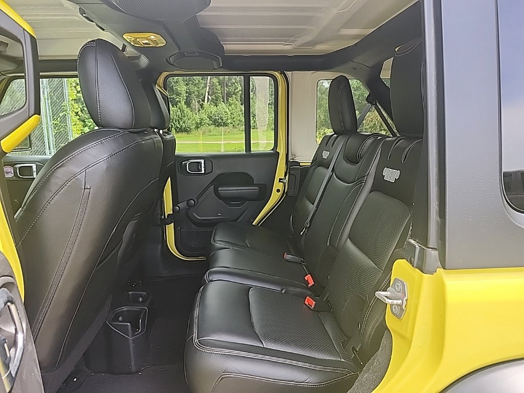 Used 2023 Jeep Wrangler Unlimited Sport AWD/4WD image 17