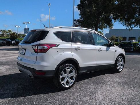 Used 2017 Ford Escape Titanium w/ Equipment Group 301A FWD image 4