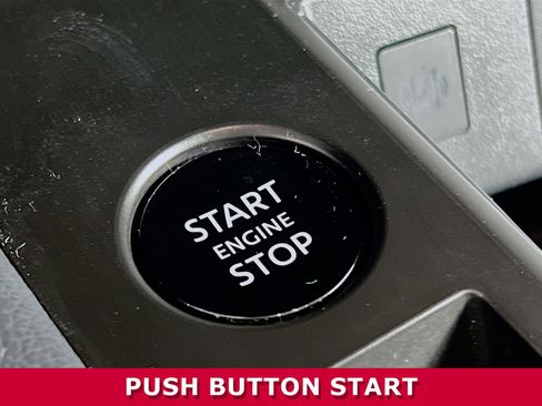 Used 2025 Nissan Kicks SR w/ Illumination Package image 12