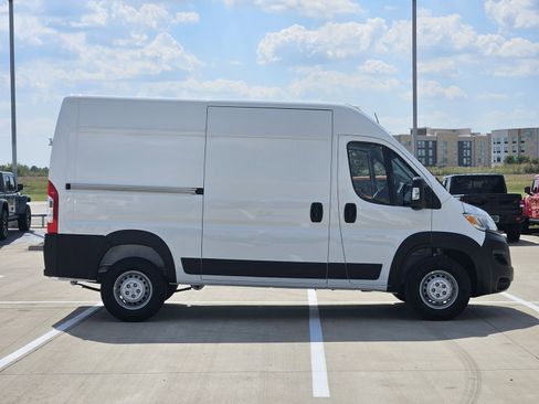 New 2025 RAM ProMaster 1500 w/ Safety Group image 7