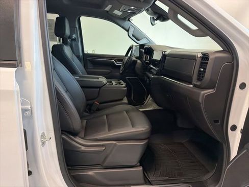 Used 2025 Chevrolet Silverado 1500 LT w/ Z71 Off-Road Package AWD/4WD image 34